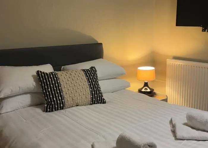 The Turf * Richmond (North Yorkshire)