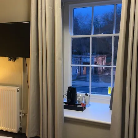 ホテル The Turf *